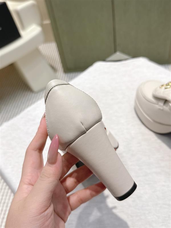 2025112717151124 320